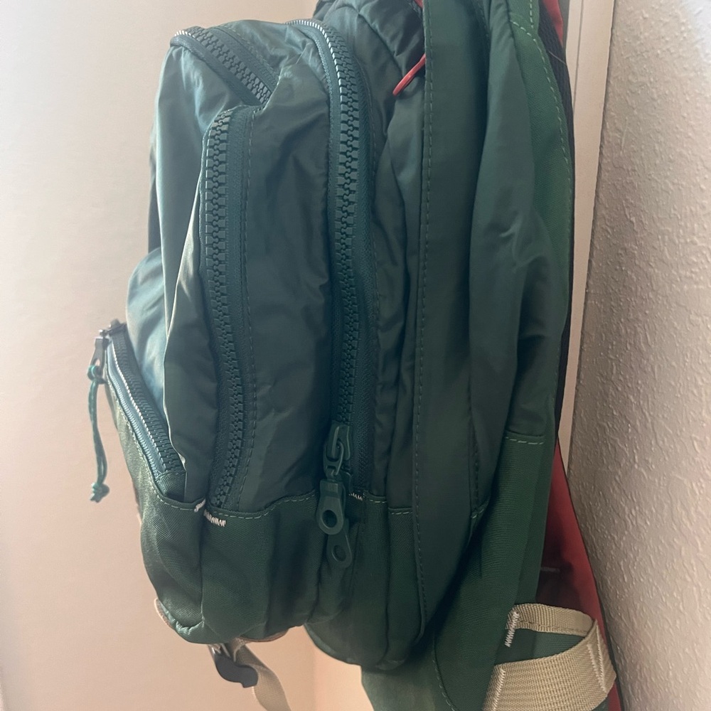 Doris&Jacky Green Backpack - Picture 3 of 13